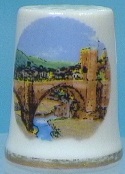 PUENTE ROMANICO DEL S. XI . BESALU